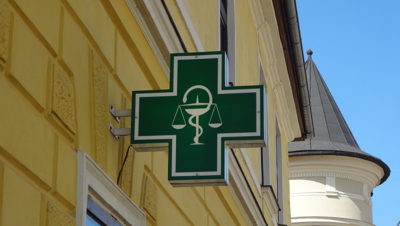 pharmacie-PONTEVES-min_logo-pharmacy-3215049